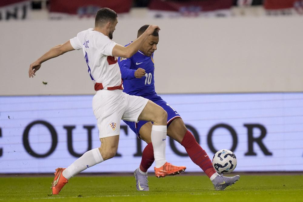 年轻球员更 年轻球员更